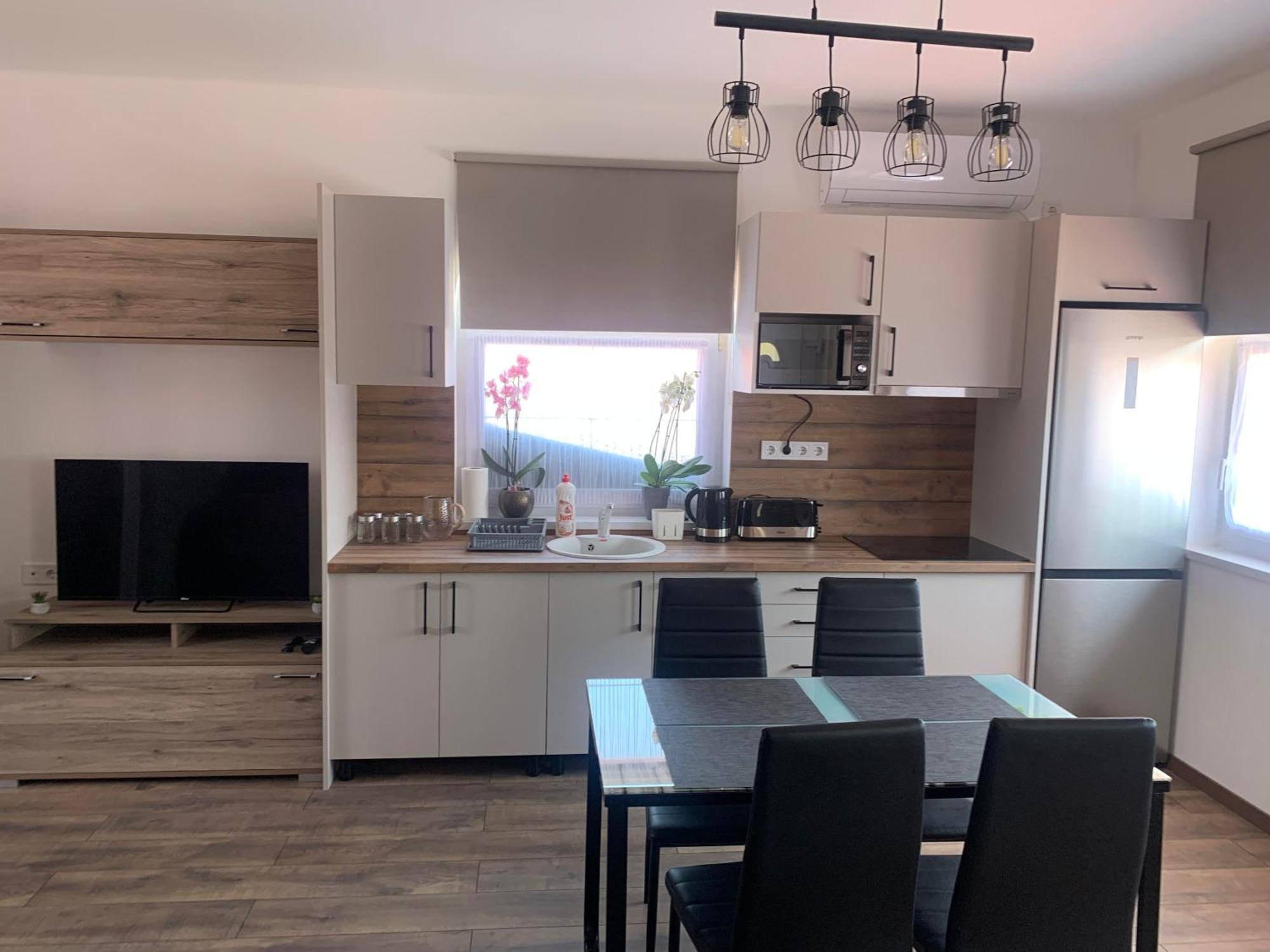 Agora Apartman Hajdúszoboszló Exterior foto